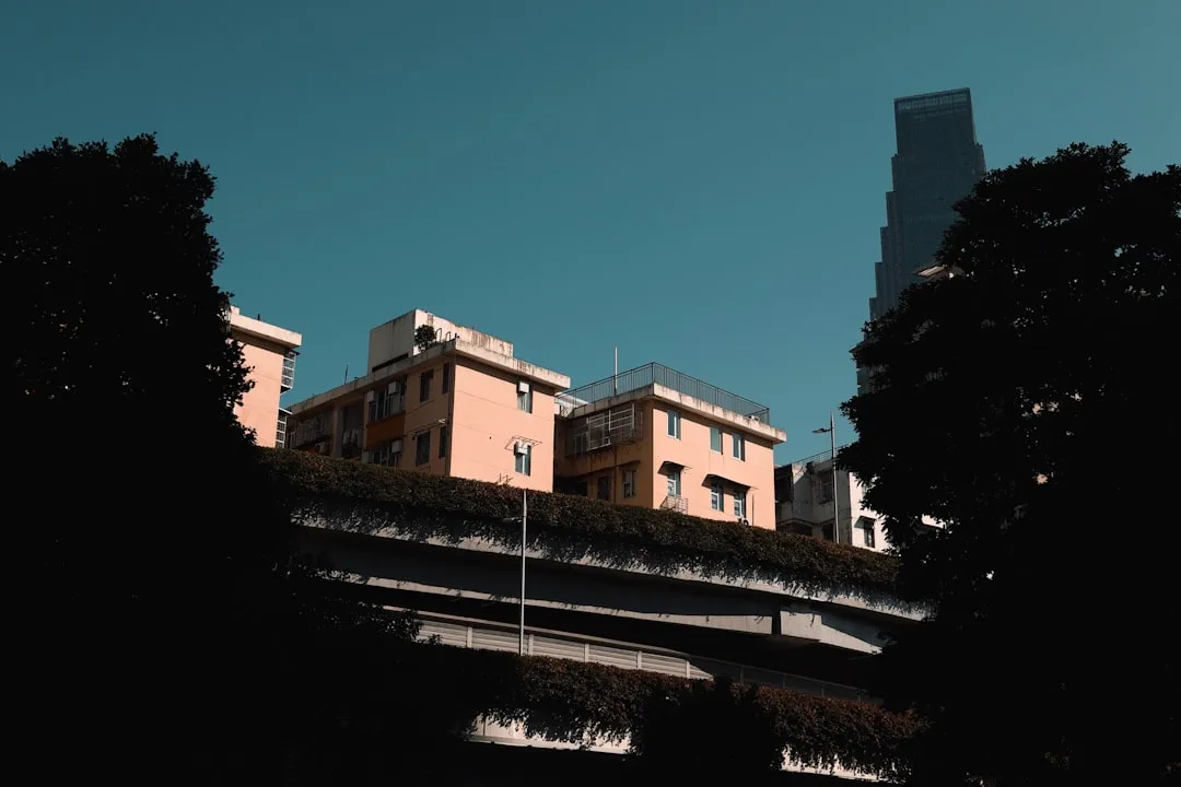 工业设备维护保养周期与机械加工质量管控关联分析